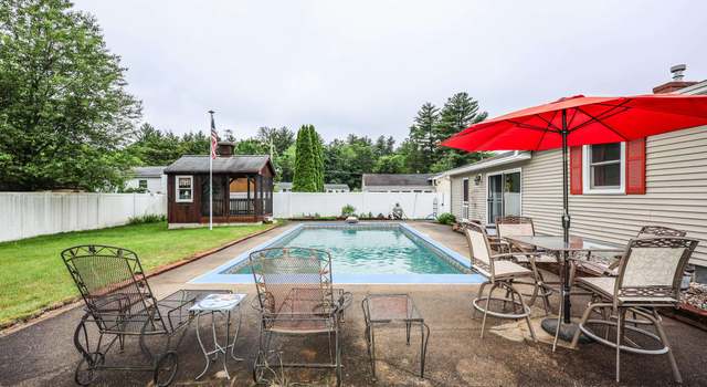 Photo of 14 Bramble Dr, Nashua, NH 03062-3106