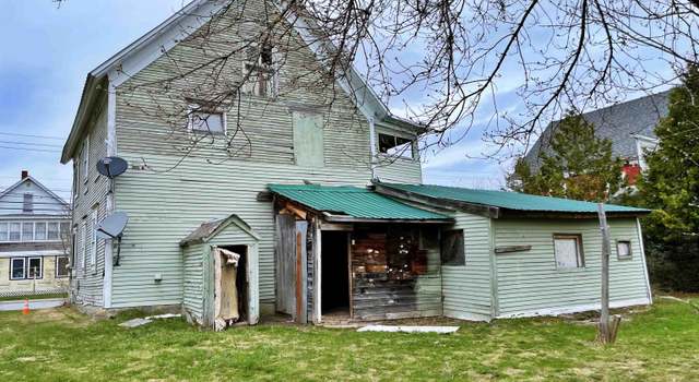 Photo of 160 N Pleasant St, Troy, VT 05859