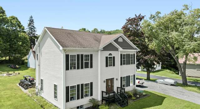 Photo of 32 Little John Rd, Barre Town, VT 05641