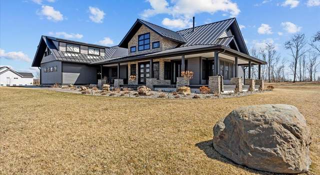 Photo of 61 Lakewood Dr, Swanton, VT 05488