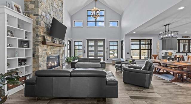 Photo of 61 Lakewood Dr, Swanton, VT 05488