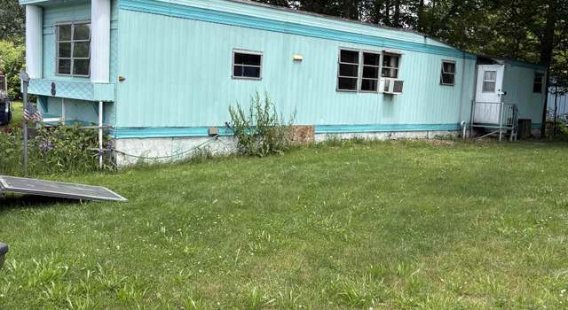 Photo of 8 Quinn St, Tilton, NH 03276
