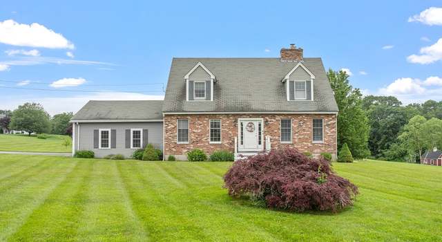 Photo of 10 Jeremy Hill Rd, Pelham, NH 03076-2107