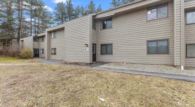 Photo of 72 Hawthorne Cir, South Burlington, VT 05403