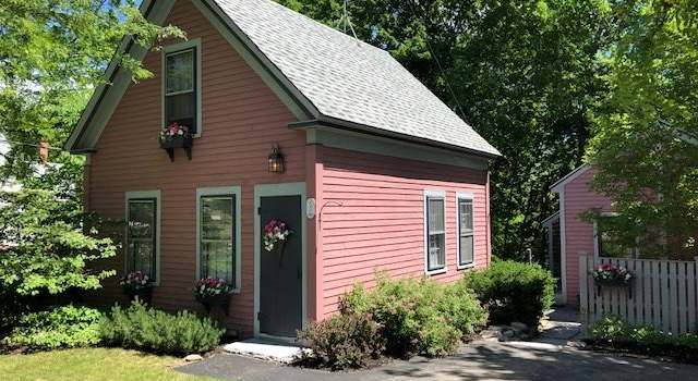 Photo of 421 Main St, Wakefield, NH 03887