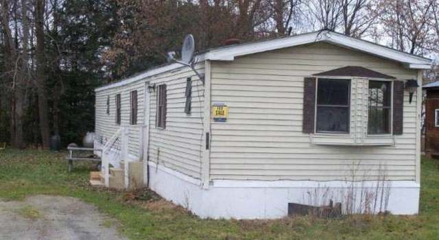 Photo of 118 E Winds Dr, Waterbury Center, VT 05677
