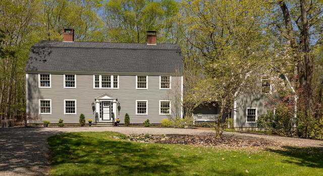 Photo of 1 Bradley Ln, North Hampton, NH 03862