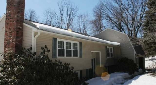 Photo of 412 New Boston Rd, Bedford, NH 03110