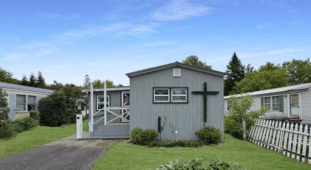 Photo of 43 Pecor Ave, Milton, VT 05468