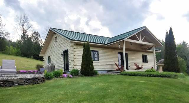 Photo of 348 Diamond Hill Rd, Lyndon, VT 05851