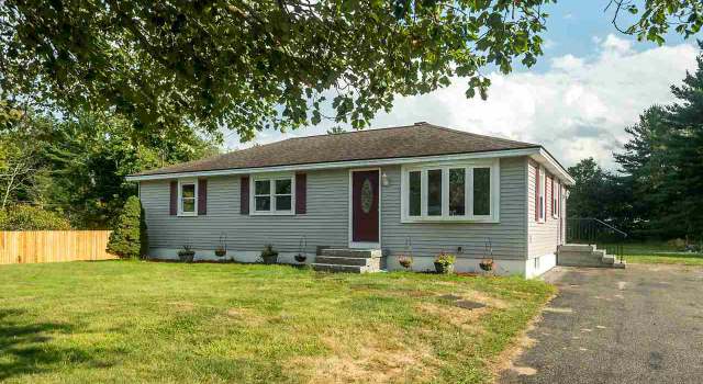 Photo of 383 Wadleigh Falls Rd, Newmarket, NH 03857