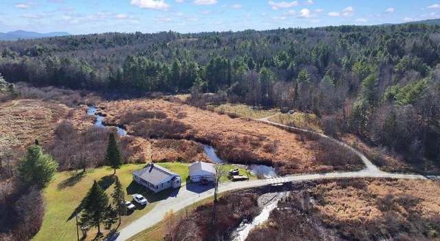 Photo of 61 Beaver Ln, Newbury, VT 05051