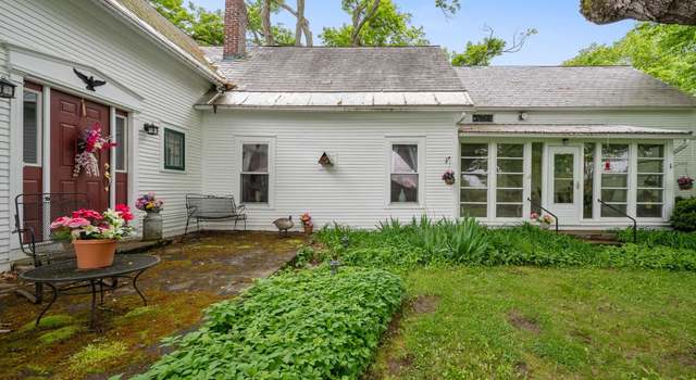 Photo of 776 Arnold District Rd, Brandon, VT 05733