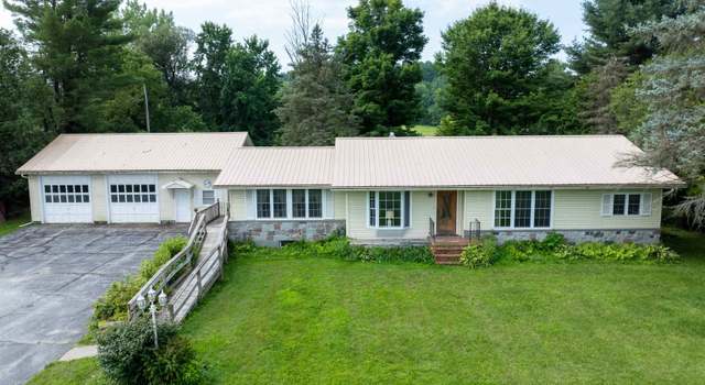 Photo of 545 Pearl St, Enosburg Falls, VT 05450