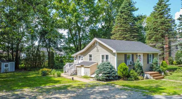 Photo of 8 Wilson St, Salem, NH 03079