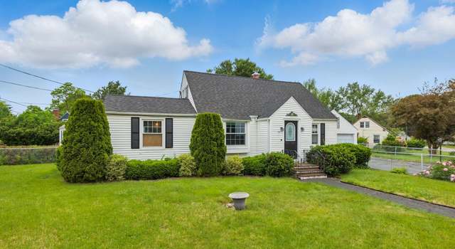 Photo of 18 Elliot Park, Dover, NH 03802