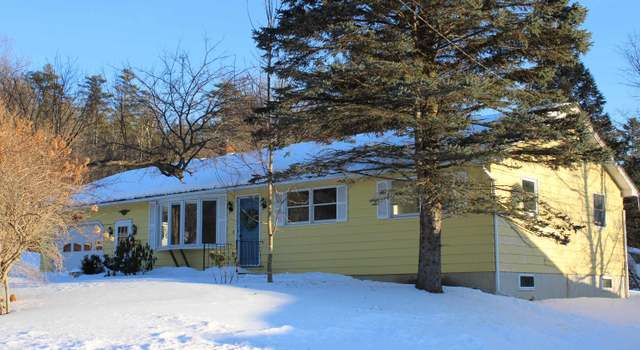 Photo of 112 Nash Dr, Wallingford, VT 05773