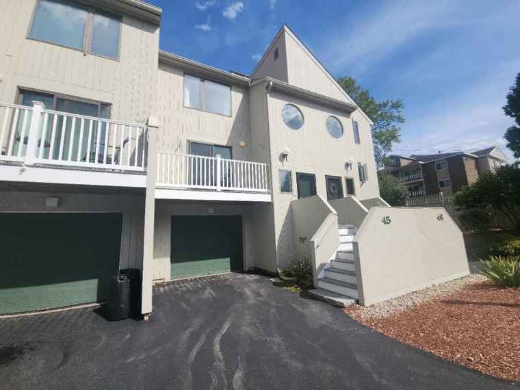 Photo of 65 Victoria St #45 Manchester, NH 03104