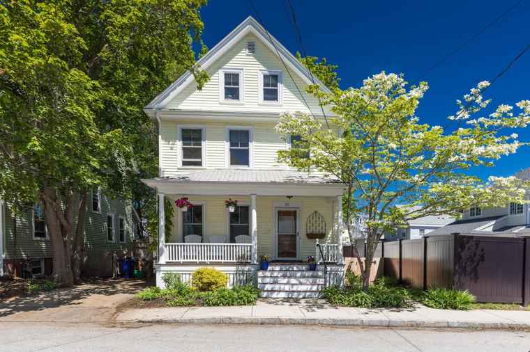 Photo of 25 Chauncey St Portsmouth, NH 03801