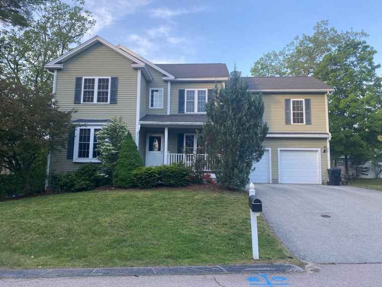 Photo of 6 Lowther Pl Nashua, NH 03062