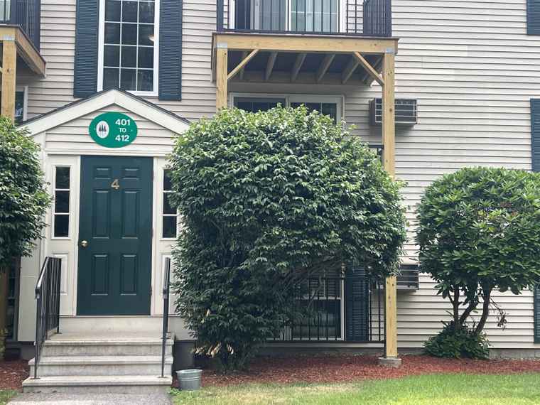 Photo of 402 White Cedar Blvd Portsmouth, NH 03801