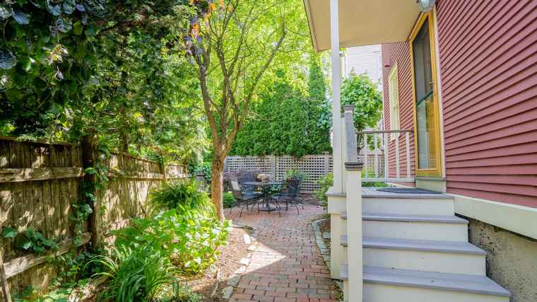 Photo of 11 Howard St Portsmouth, NH 03801