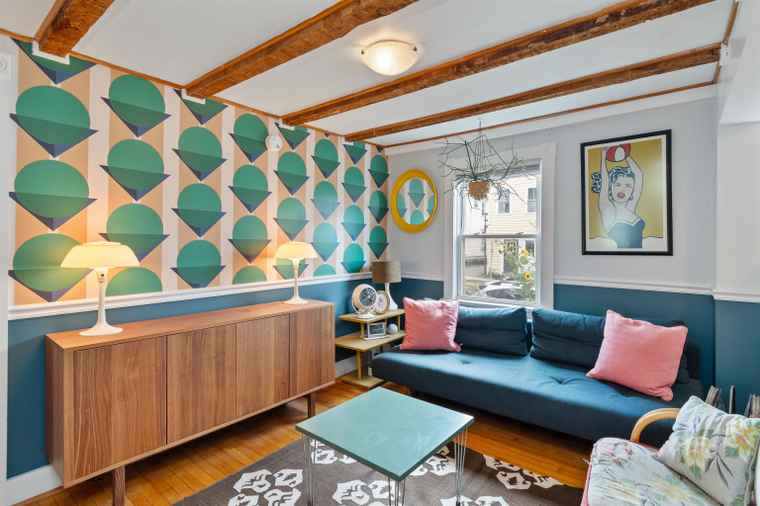 Photo of 122 Maple St #1 Burlington, VT 05401