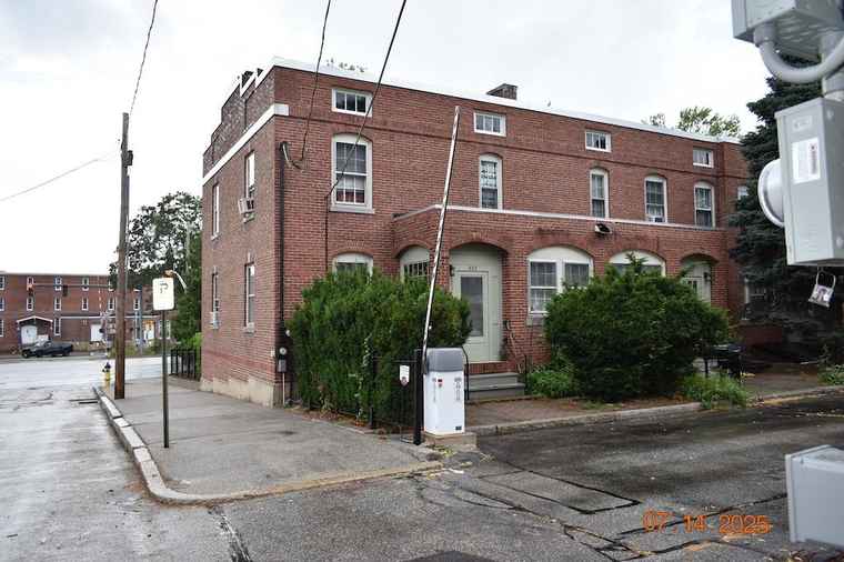 Photo of 633 Canal St Manchester, NH 03101