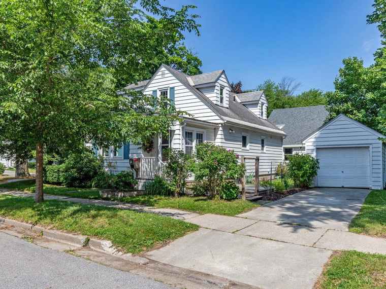 Photo of 44 Thibault Pkwy Burlington, VT 05401