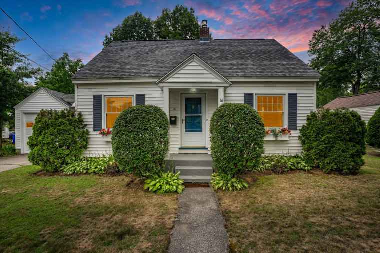 Photo of 16 Mirror St Manchester, NH 03104