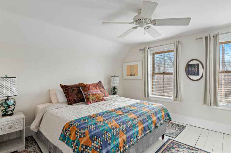 Photo of 73 Manhattan Dr Burlington, VT 05401