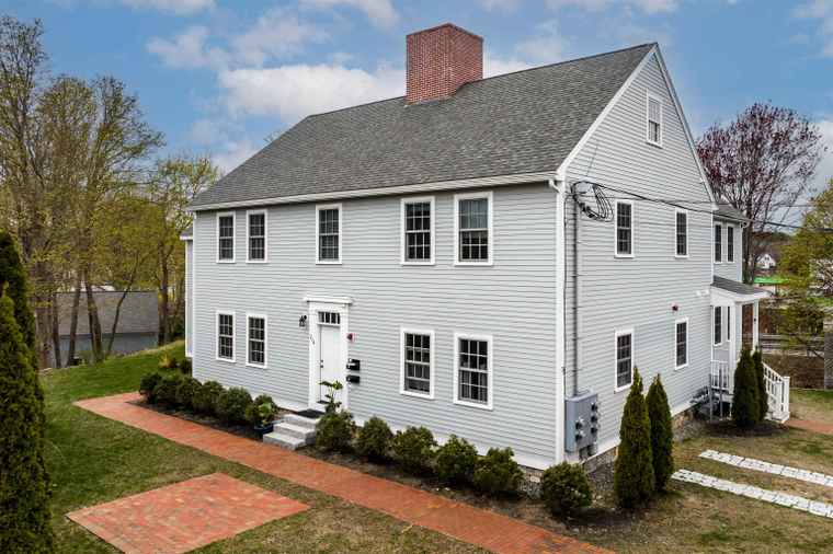 Photo of 73 Prospect St #2 Portsmouth, NH 03801