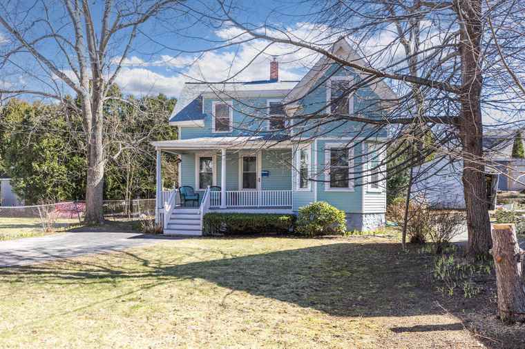 Photo of 42 Orchard St Portsmouth, NH 03801