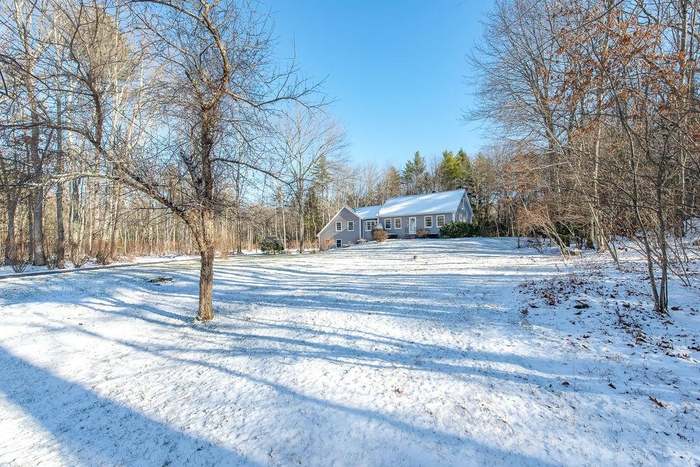 4 Beatrice Ln Newmarket NH 03857 MLS 4938988 Redfin