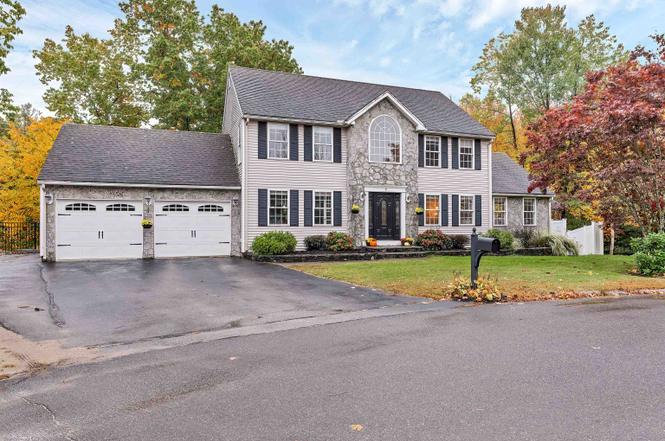 8 kris ct hudson nh
