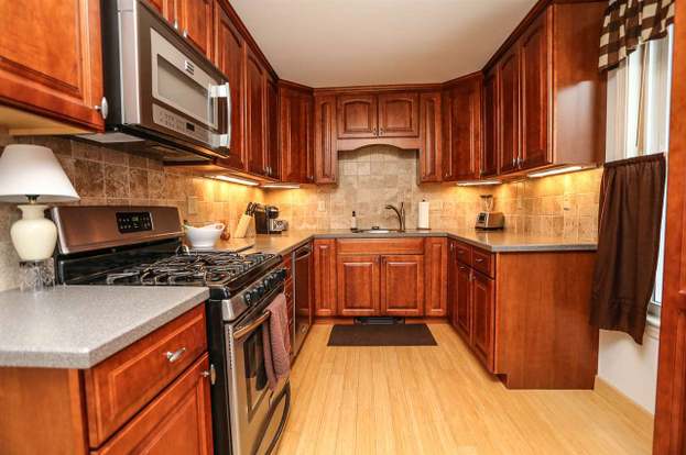 29 Bismark St Manchester Nh 03102 Mls 4614071 Redfin