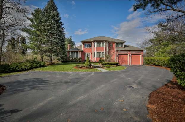 64 Farmington Rd Nashua Nh 03060 Mls 4607308 Redfin