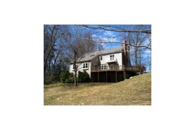 30 Muddy Pond Rd Kensington Nh 03833 Mls 4202669 Redfin
