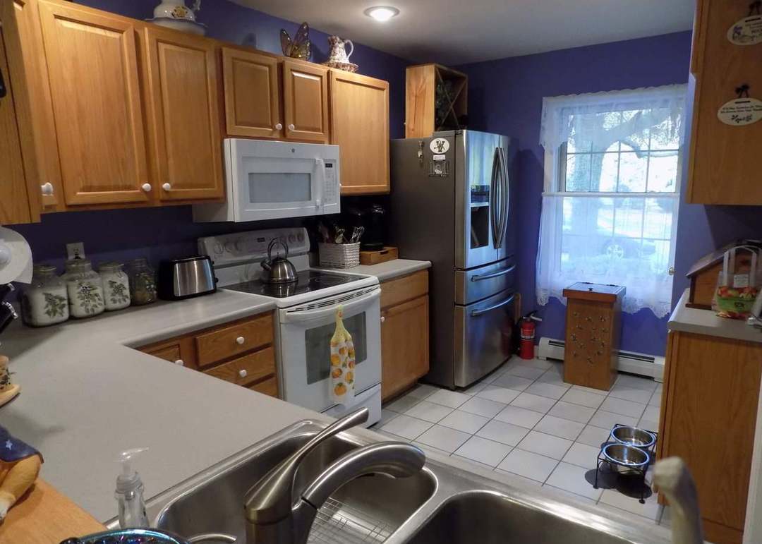 4 Chelsea Pl, Williston, VT 05495