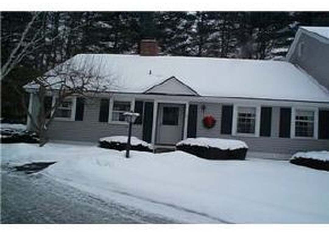 23 WILLOW SPRING Cir #23, Hanover, NH 03755