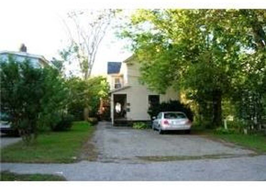 24 FOREST St #2, Dover, NH 03820