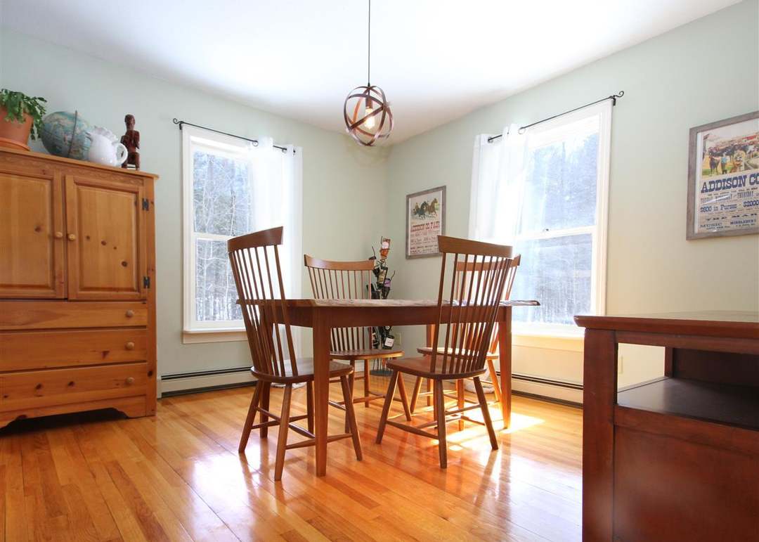 111 Oak Dr, Middlebury, VT 05753