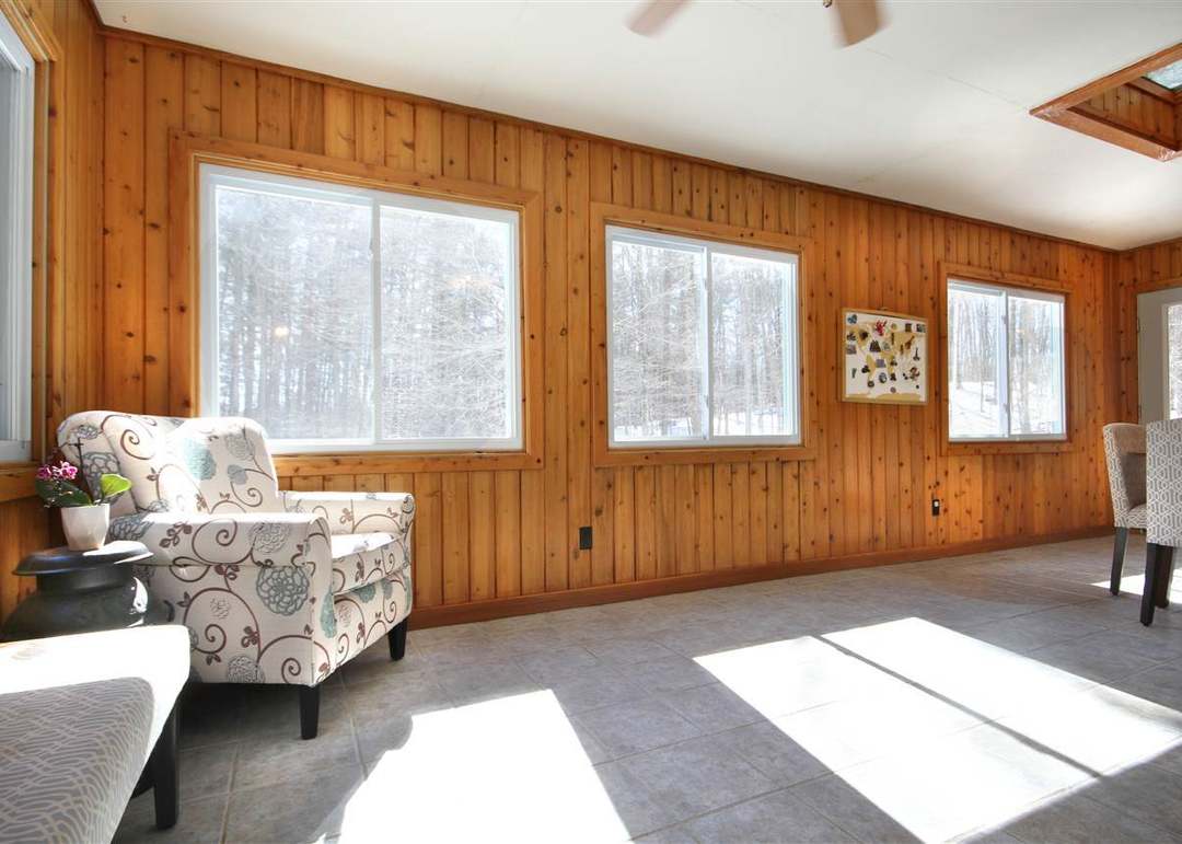 111 Oak Dr, Middlebury, VT 05753