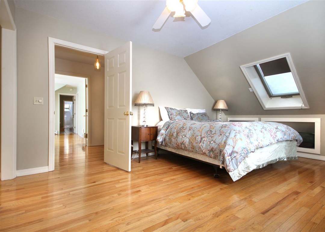 111 Oak Dr, Middlebury, VT 05753