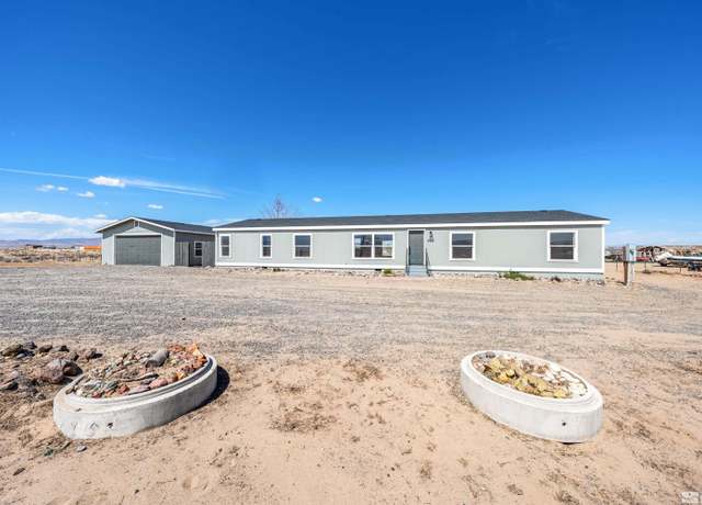 Property at 2530 E 6th St, Silver Springs, NV 89429, 4 beds, 2 baths