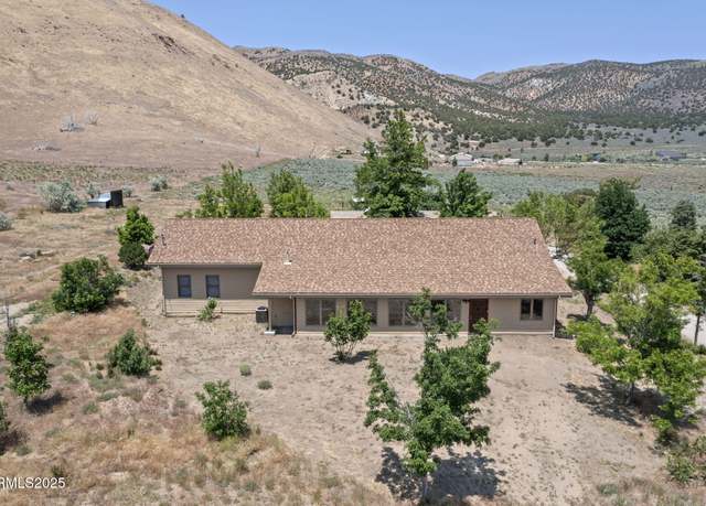 Property at 105 Rodeo Dr, Reno, NV 89508, 3 beds, 2 baths