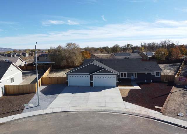 Property at 1359 Nevada Pacific Blvd, Fernley, NV 89408, 4 beds, 2 baths