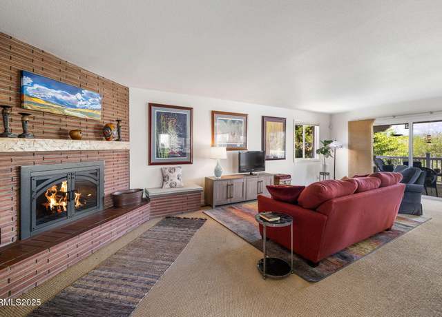 Property at 1435 Palisade Dr, Reno, NV 89509, 4 beds, 3 baths