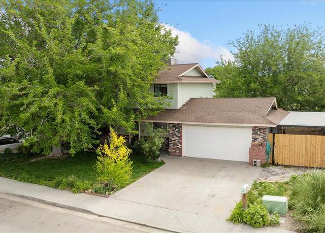 Property at 410 Pheasant Dr, Fallon, NV 89406, 3 beds, 2.5 baths