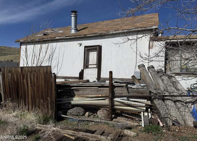 Property at 507 Betts St, Carson City, NV 89703, 2 beds, 1 bath